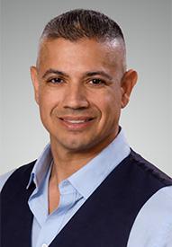 Steve Torres headshot