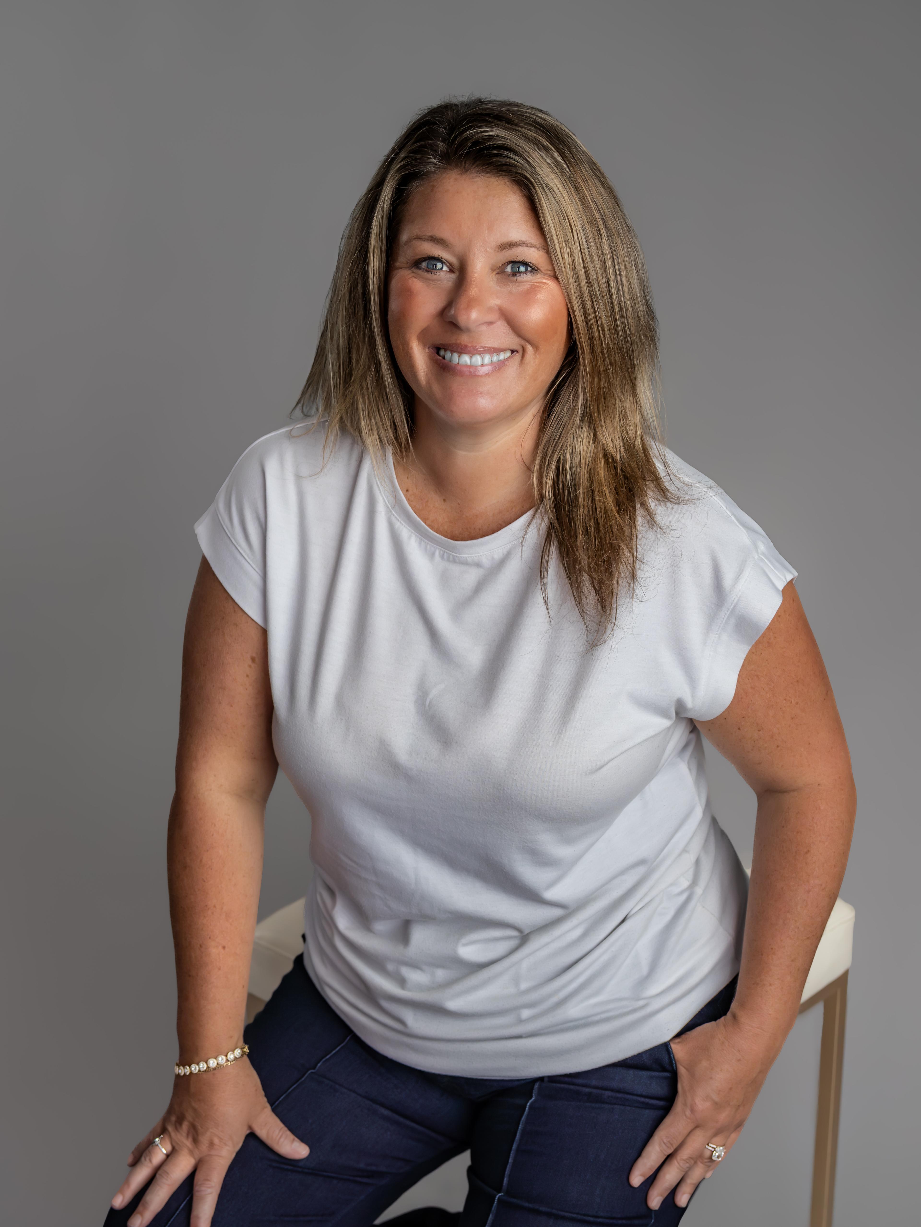 Stacey Brandon headshot