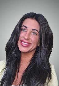 Carlyn Parker headshot