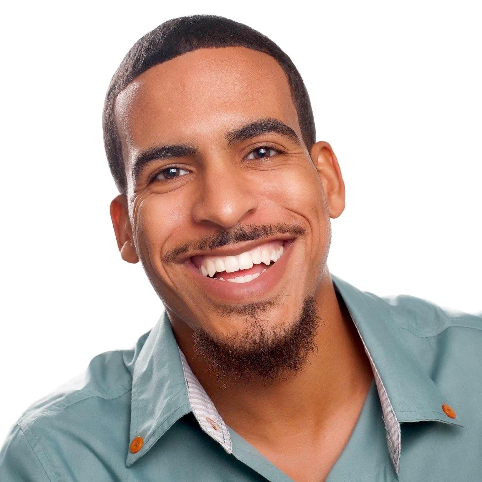 Jonathan Pack headshot