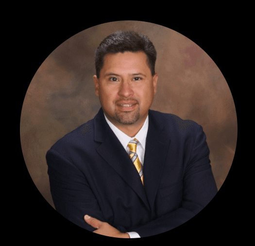 Alex Cifuentes headshot