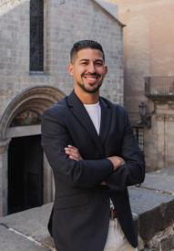 Robert Mendoza headshot