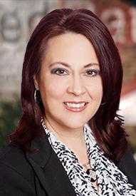 Mandy Martinez headshot